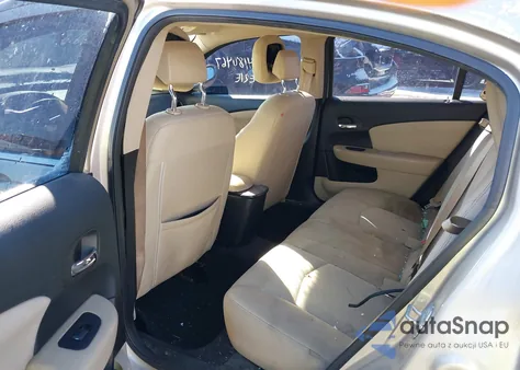 2013 Chrysler 200 Touring z USA, uszkodzony, nr VIN 1C3CCBBG0DN678562